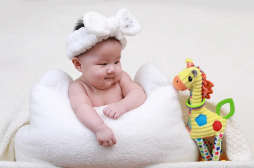 黄冈宝宝几个月翻身